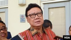 Menteri Dalam Negeri Tjahjo Kumolo menyerahkan penanganan kasus kepada polisi. (Foto: VOA/Nurhadi)