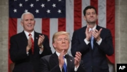 Le Président Donald Trump lors de son premier discours sur "l'état de l'Union" au cours d'une session conjointe du Congrès, Washington, le 30 janvier 2018.