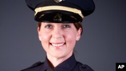 警官贝蒂·谢尔比 （塔尔萨警局提供）