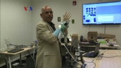 Sarung Tangan untuk Diagnosis Kekakuan Otot