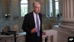 El senador Chuck Grassley, presidente de Comisión Judicial del Senado de EE.UU. encabezó la audiencia sobre las pandillas y sus vículos con la inmigración ilegal, el miércoles, 21 de junio de 2017.