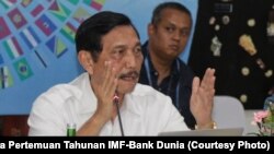 Luhut Binsar Panjaitan, Ketua Panitia Nasional Penyelenggara Pertemuan Tahunan IMF-Bank Dunia memberikan arahan final hari Sabtu (6/10) tentang persiapan, pendaftaran, keamanan dan daerah-daerah penyangga di luar Bali.