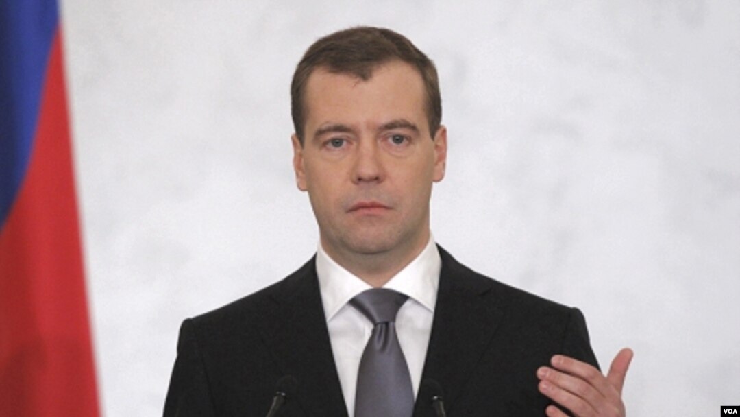 Presiden Rusia Dmitry Medvedev mengungkap paket reformasi demokratis dalam pidato tahunan di Kremlin, Kamis (22/12).