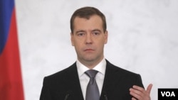 Presiden Rusia Dmitry Medvedev mengungkap paket reformasi demokratis dalam pidato tahunan di Kremlin, Kamis (22/12).