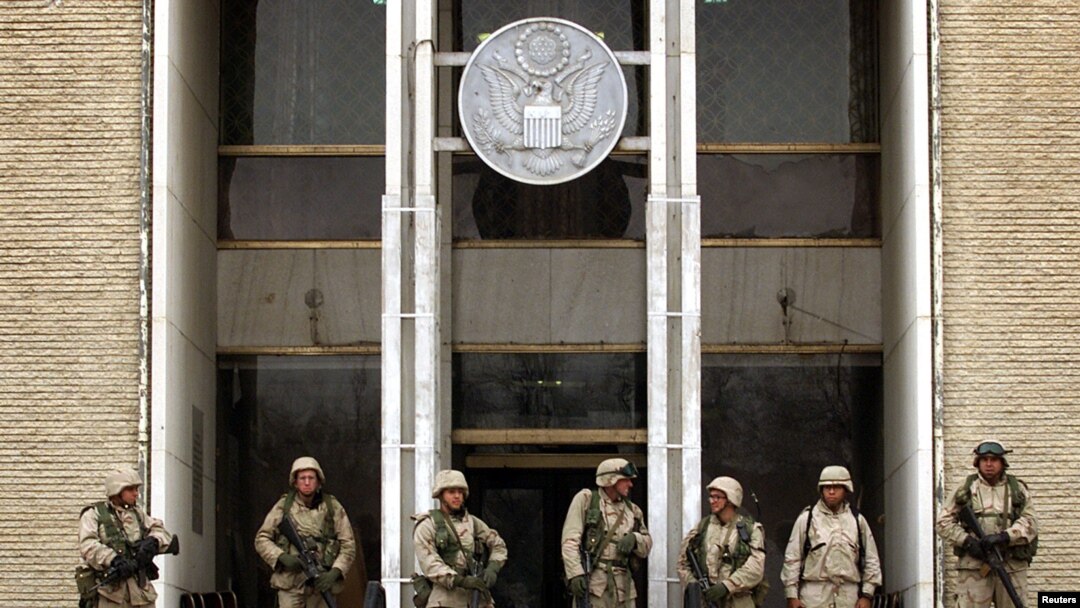 El ataque se produjo al parecer con cohetes contra la sede de la embajada de EE.UU. en Kabul.