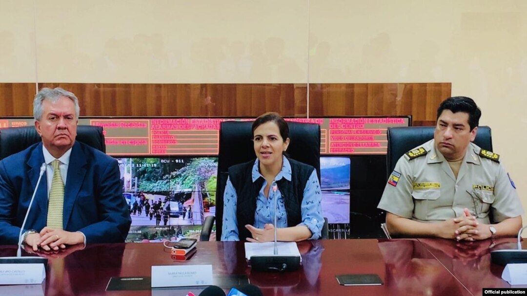 Ecuador movilizó a cientos de militares y policías a una zona montañosa en el norte del país ocupada por grupos dedicados a la minería ilegal y delincuencia organizada. 
