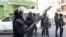 Des policiers sénégalais lors des manifestations à Dakar, le 19 avril 2018 