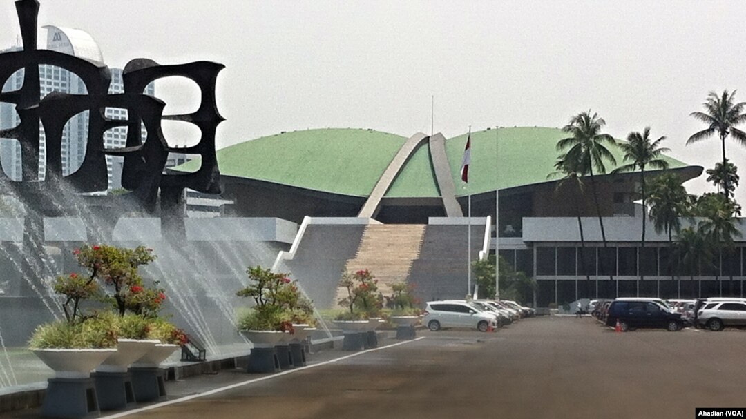 Gedung DPR/MPR RI, Senayan, Jakarta (Foto: VOA/Ahadian)