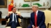 ARCHIVO - El presidente Donald Trump habla durante una reunión con el primer ministro holandés Mark Rutte en la Oficina Oval de la Casa Blanca, el jueves 18 de julio de 2019, en Washington.