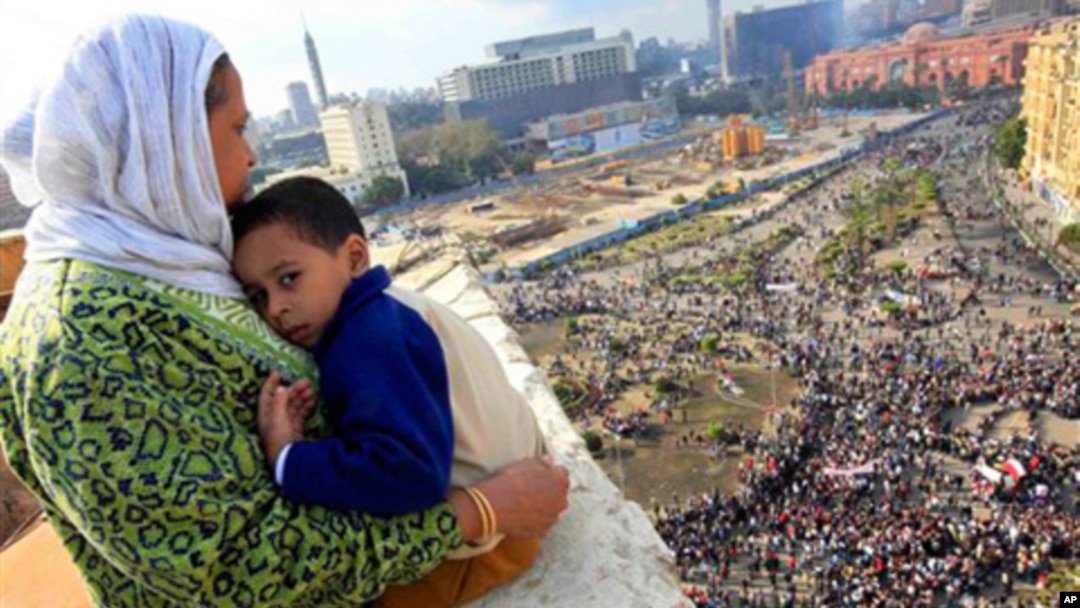 Egipto: Estados Unidos exigem "diálogo imediato"