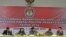 Para anggota Komisi Pemilihan Umum (KPU) saat mengumumkan 10 partai politik peserta pemilihan umum 2014. (VOA/Fathiyah Wardah)