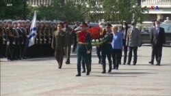 Գերմանիայի կանցլեր Անգելա Մերկելը ներկա է գտնվել Կրեմլի մոտ Անհայտ զինվորի շիրիմին ծաղկեպսակների տեղադրման արարողությանը