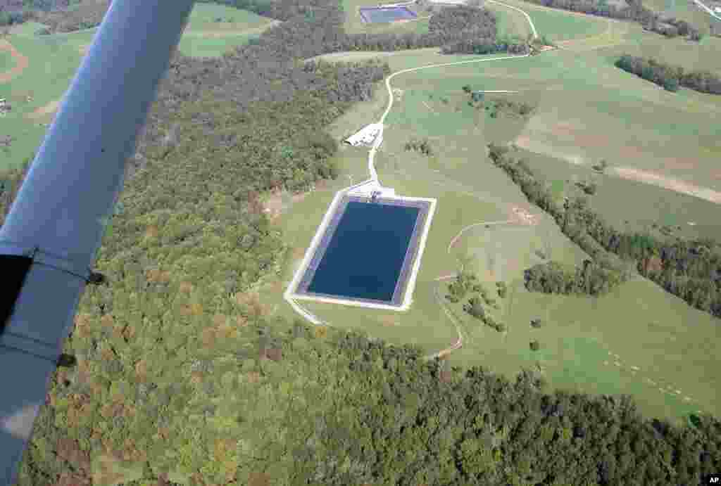 Natural gas development is growing in and around farms and forests in rural Pennsylvania. (Rosanne Skirble/VOA)