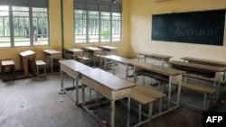 Une classe vide à Libreville après le lancement par les enseignants du Gabon d'une grève d'un mois dans les écoles du pays, le 5 janvier 2016.