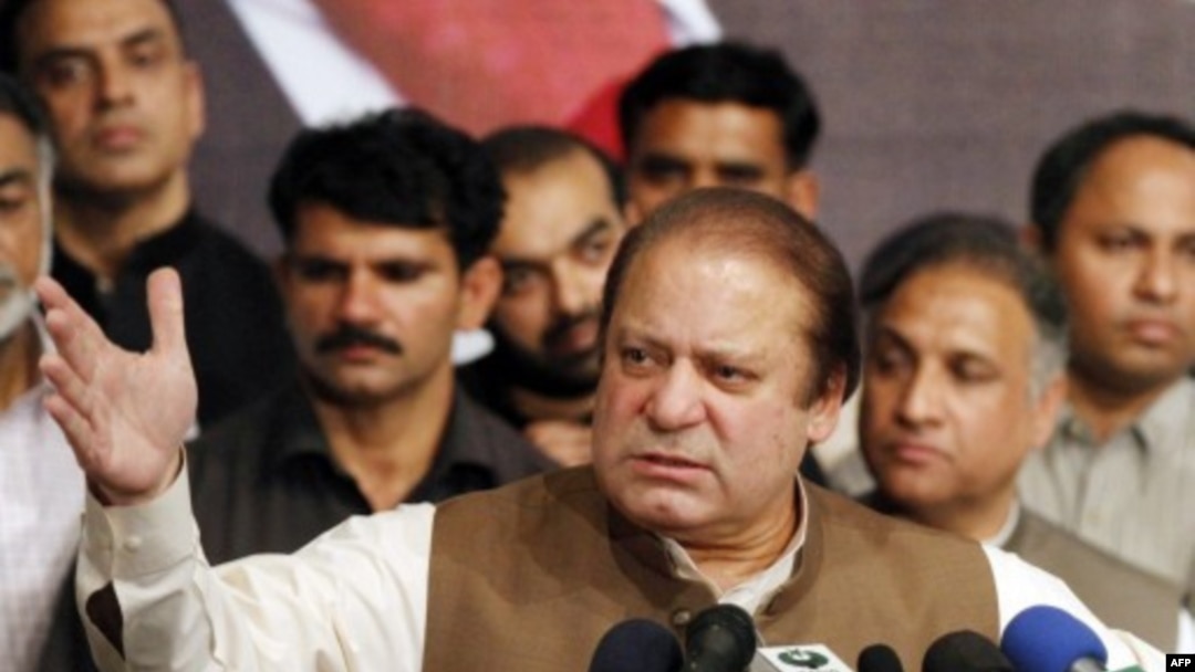 Pakistan's incoming Prime Minister Nawaz Sharif addresses his party's newly elected MPs in Lahore on May 20, 2013