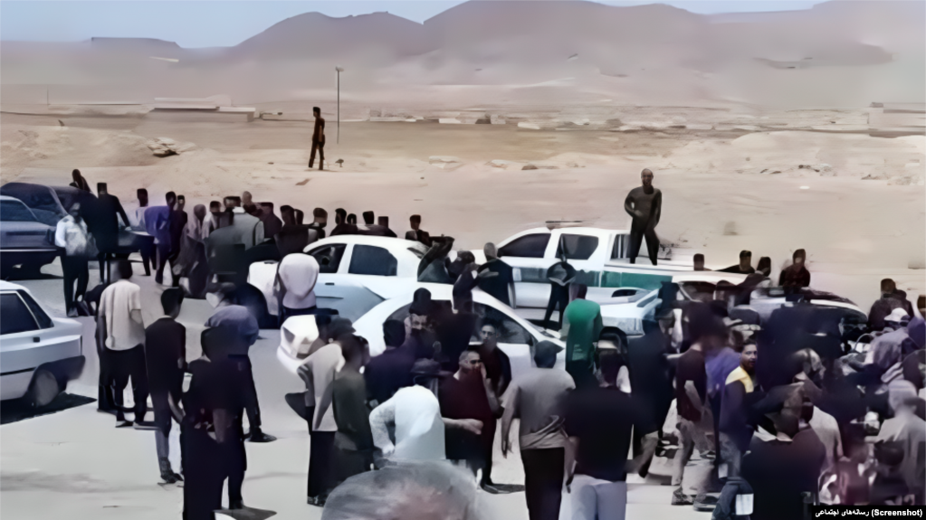 اعتراض به قطع شدن آب در نیشابور