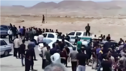 اعتراض به قطع شدن آب در نیشابور