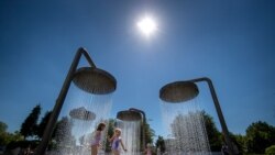EE.UU.: Ola de calor y el avance de Fred