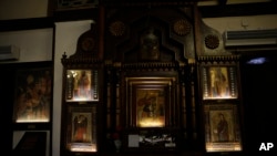 Maafisa wa Misri walisherehekea kukamilika kwa mradi wa urejeshaji wa miaka 16 wa Kanisa la Coptic la Bikira Maria.Pia linajulikana kama Kanisa linaloning'inia, moja ya makanisa kongwe nchini humo la madhehebu ya Coptic.Ngome ya Kirumi ya karne ya pili. 