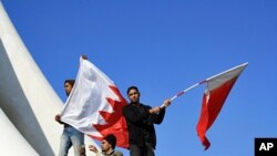 Protesters at the Pearl Roundabout in Bahrain, February 15, 2011