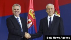 Novoizabrani predsednik Srbije Tomislav Nikolić i prethodnik na toj funkciji Boris Tadić 