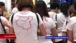 Việt Nam ‘lúng túng’ xử lý khách Trung Quốc mặc áo đường lưỡi bò