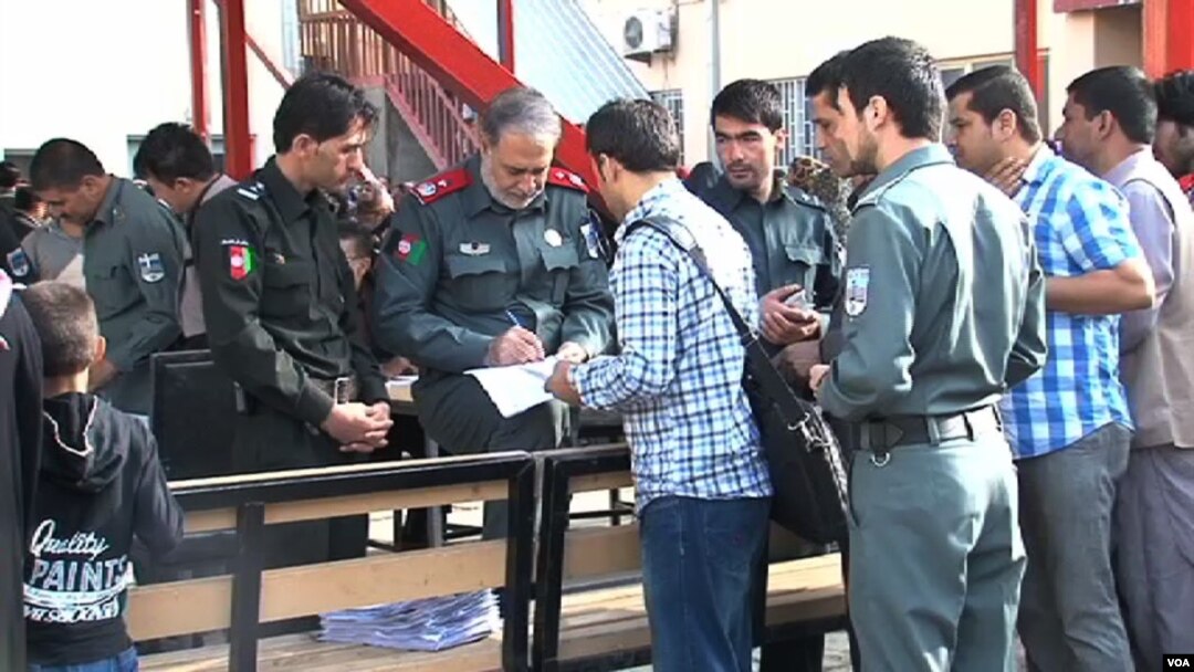 گرافکس میں طوفان &#39;ارما&#39; کے ممکنہ راستے کو دکھایا گیا ہے