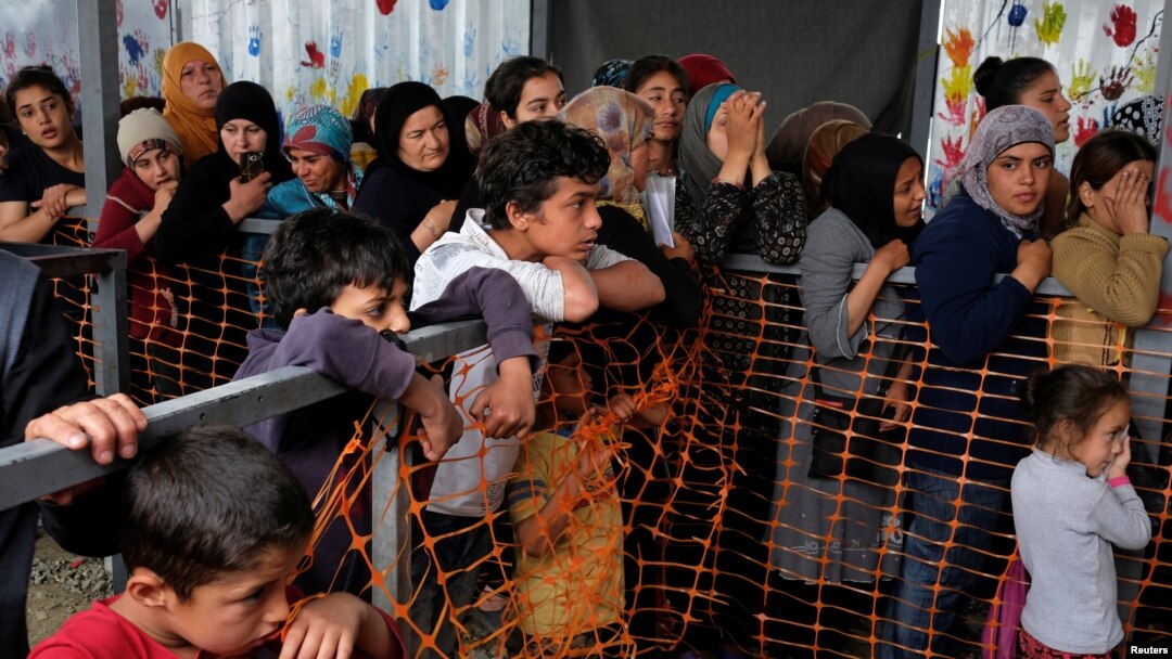 Impunzi ku rubibe hagati y'Ubugiriki na Mcedoniya, hafi y'imihana y'ahitwa Idomeni