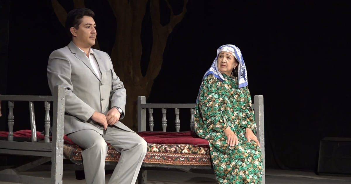 Roma seksini Berkova bilan onlayn tomosha qiling