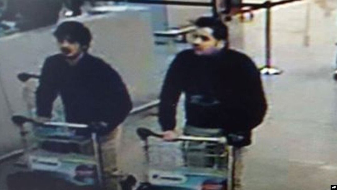 Khalid e Ibrahim El Bakraoui, serían los presuntos terroristas que se inmolaron en el aeropuerto y en el metro de Bruselas.