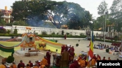 (Photo Sera Jey Monastery)