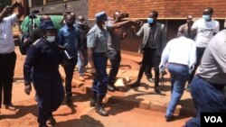 Police Outside Court 2