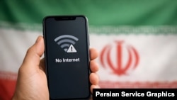 قطع اینترنت در ایران منجر به تحمیل فقر به زنان نیز شده است