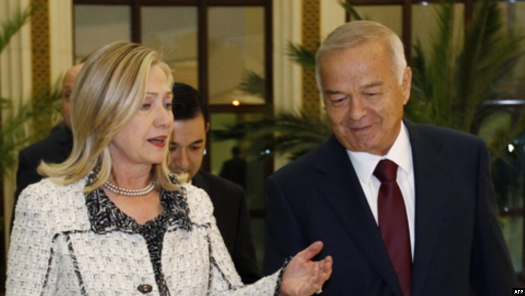 Islom Karimov va Xillari Klinton, Oqsaroy, 22-oktabr 2011