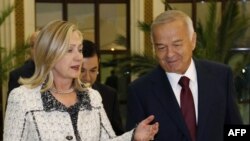 Islom Karimov va Xillari Klinton, Oqsaroy, 22-oktabr 2011