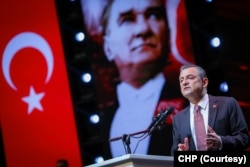 CHP Genel Başkanı Özgür Özel, İkinci Yüzyıl Değişim Kurultayı'nda konuştu.