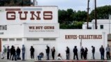 Virus Outbreak Gun Shops