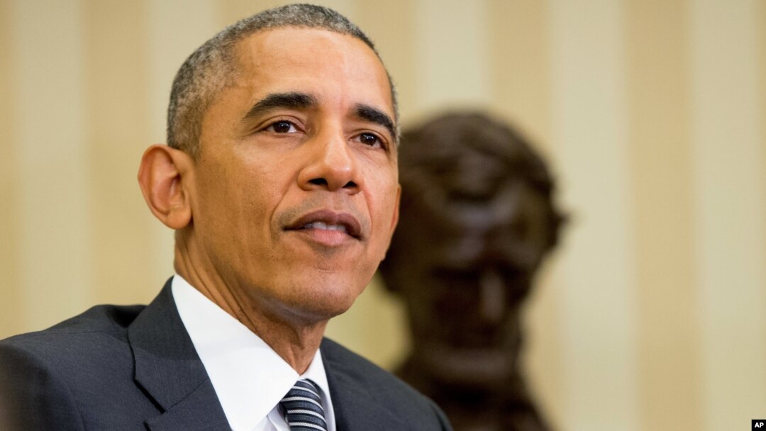 Tổng thống Obama bắt đầu chuyến thăm bằng một buổi lễ chính thức, sau đó sẽ mở một cuộc họp song phương với Chủ tịch nước Việt Nam.