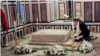 شهبانو فرح پهلوی در آرامگاه پادشاه فقید ایران در مسجد رفاعی شهر قاهره، مصر - عکس از آرشیو
