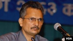 Perdana Menteri Nepal, Baburam Bhattarai didesak membatalkan amnesti bagi pelanggar HAM di Nepal.