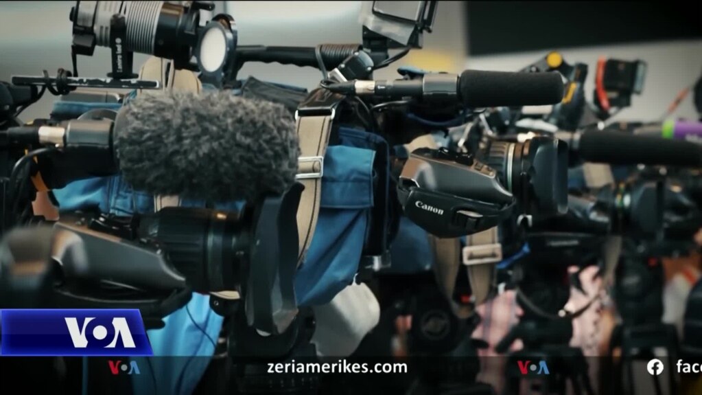 Krijimi i Agjencisë për Media dhe Informim, debate mes gazetarëve dhe qeverisë