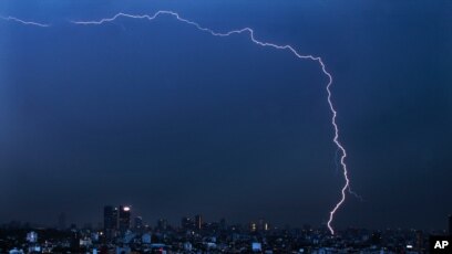 UN Weather Agency Recognizes 2 World Record Lightning Strikes