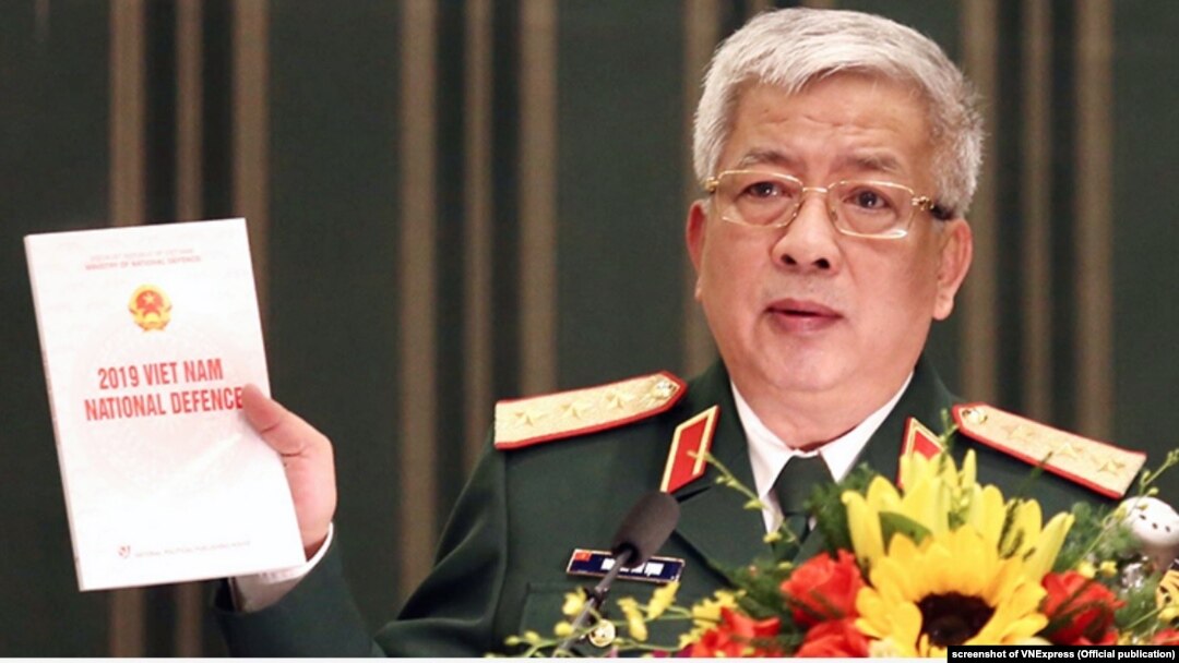 Thứ trưởng Quốc phòng Việt Nam Nguyễn Chí Vịnh công bố Sách trắng Quốc phòng hôm 25/11/2019