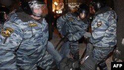 Задержание оппозиционеров в Москве