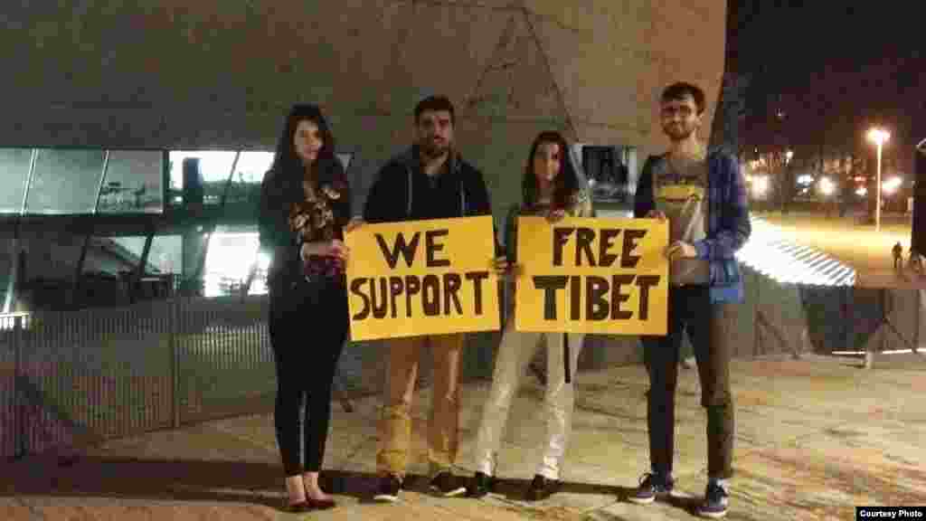 Oporto, Portugal (Photo:Carolina Rodrigues)