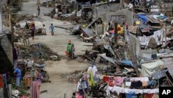 Typhoon Victims Struggle to Survive