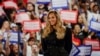 La cantante Beyoncé asiste a un mitin de campaña de la candidata presidencial demócrata a la vicepresidencia de Estados Unidos, Kamala Harris, en Houston, Texas, Estados Unidos, el 25 de octubre de 2024. [Foto: Archivo/Reuters] 