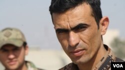 Le capitaine Amir Abdulsada de l’armée irakienne chargée du fleuve Tigre à Mossoul, Irak, 1er mars 2017. 