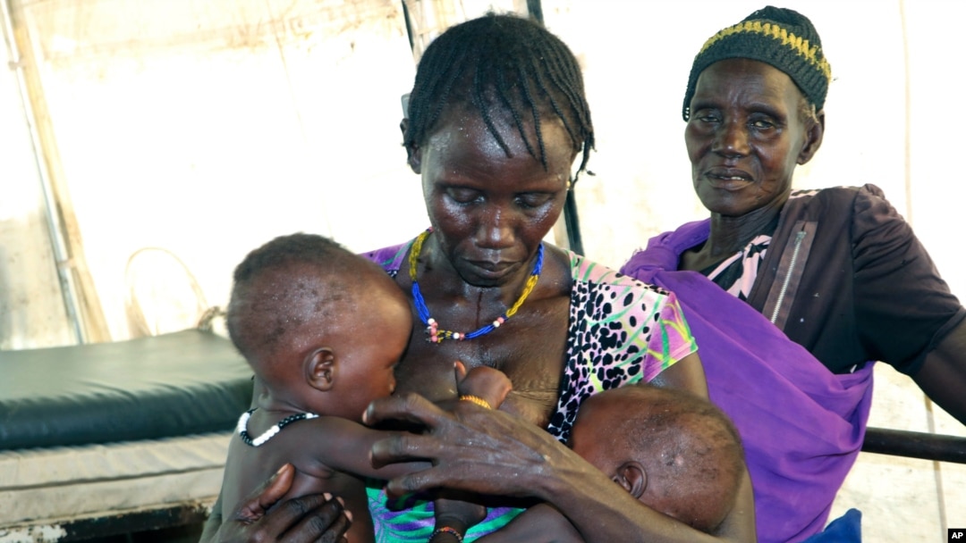 Umukenyezi yariko aronsa amahasa ku bitaro vy'i Pibor, muri Sudani yo mu bumanuko