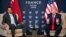 Ji civîna Serok Trump ligel Mîrê Qeterê li dema Hilcivîna G7 li Evian, Fransa. 17'ê Hezîranê, 2026. 